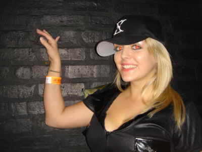 20081031-CigarsAndStripesHalloweenCountMidnight�001022